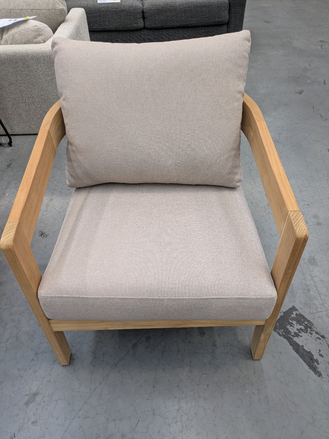 VICDC CLV20190 Boree Outdoor Amrchair Teak Natural