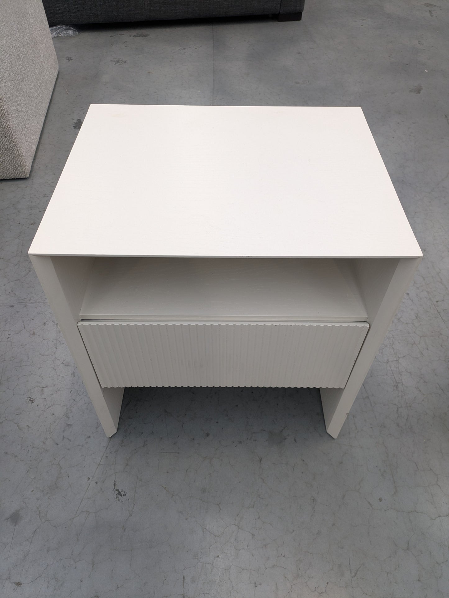 VICDC CLV20185 Quinn Bedside Table 1 Drawer White