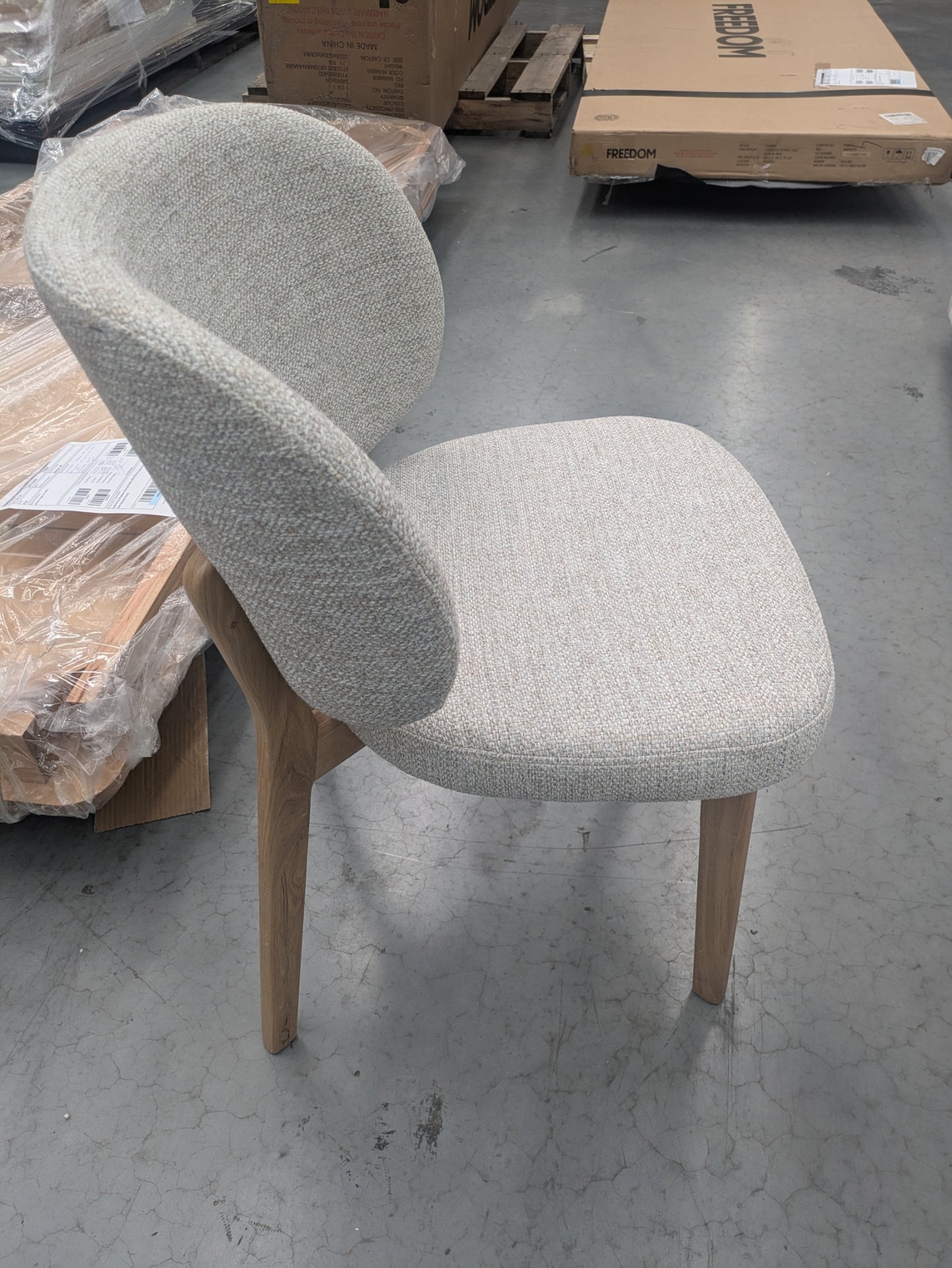 VICDC CLV20201 Gomez Dining Chair - Oak Frame Oat