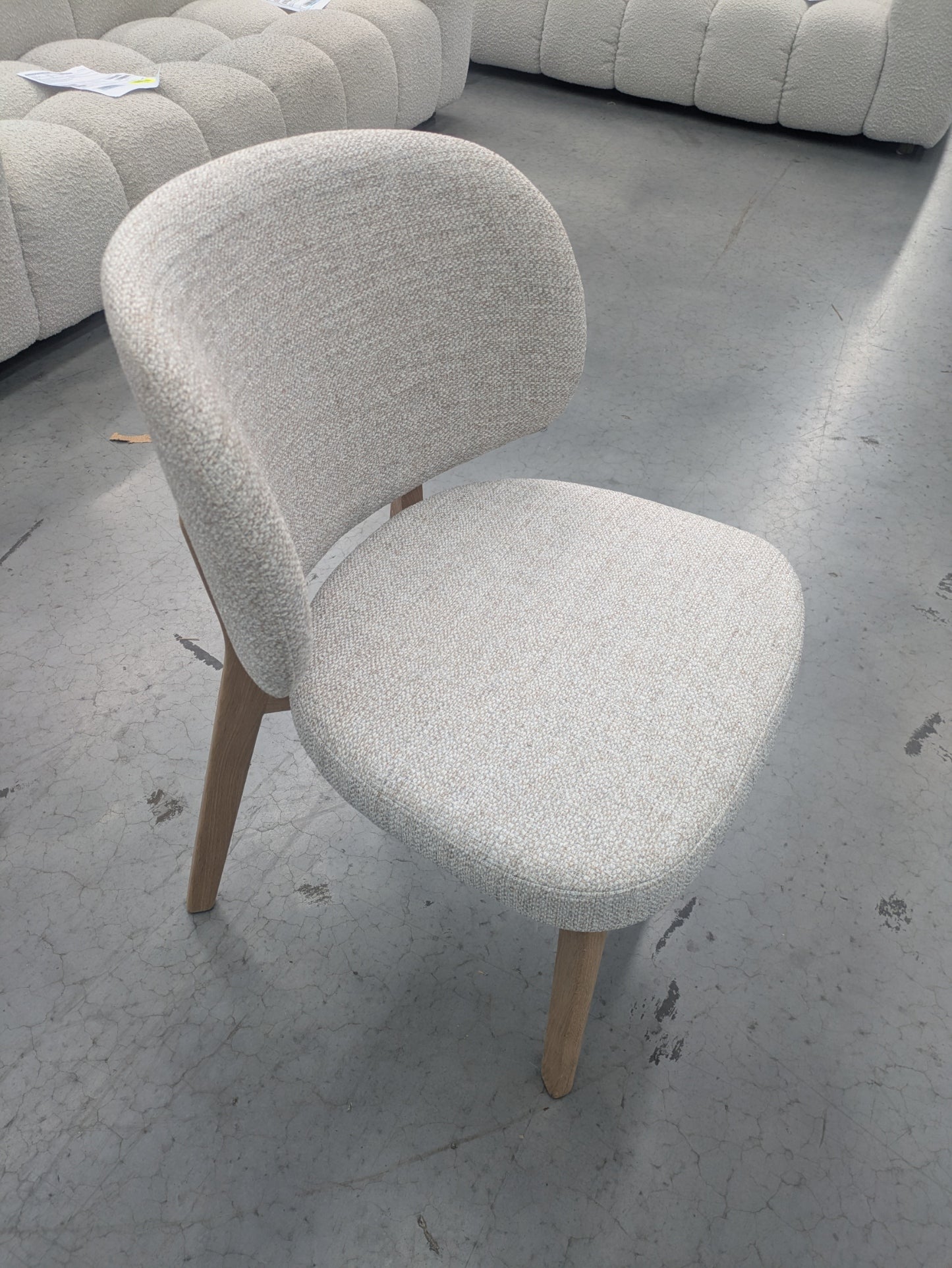 VICDC CLV20205 Gomez Dining Chair - Oak Frame Oat