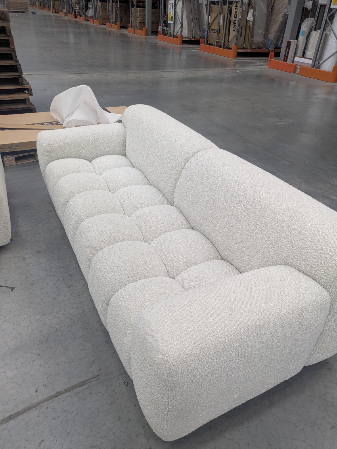 VICDC CLV20209 Aero Sofa 3S Jacquard Boucle Cream