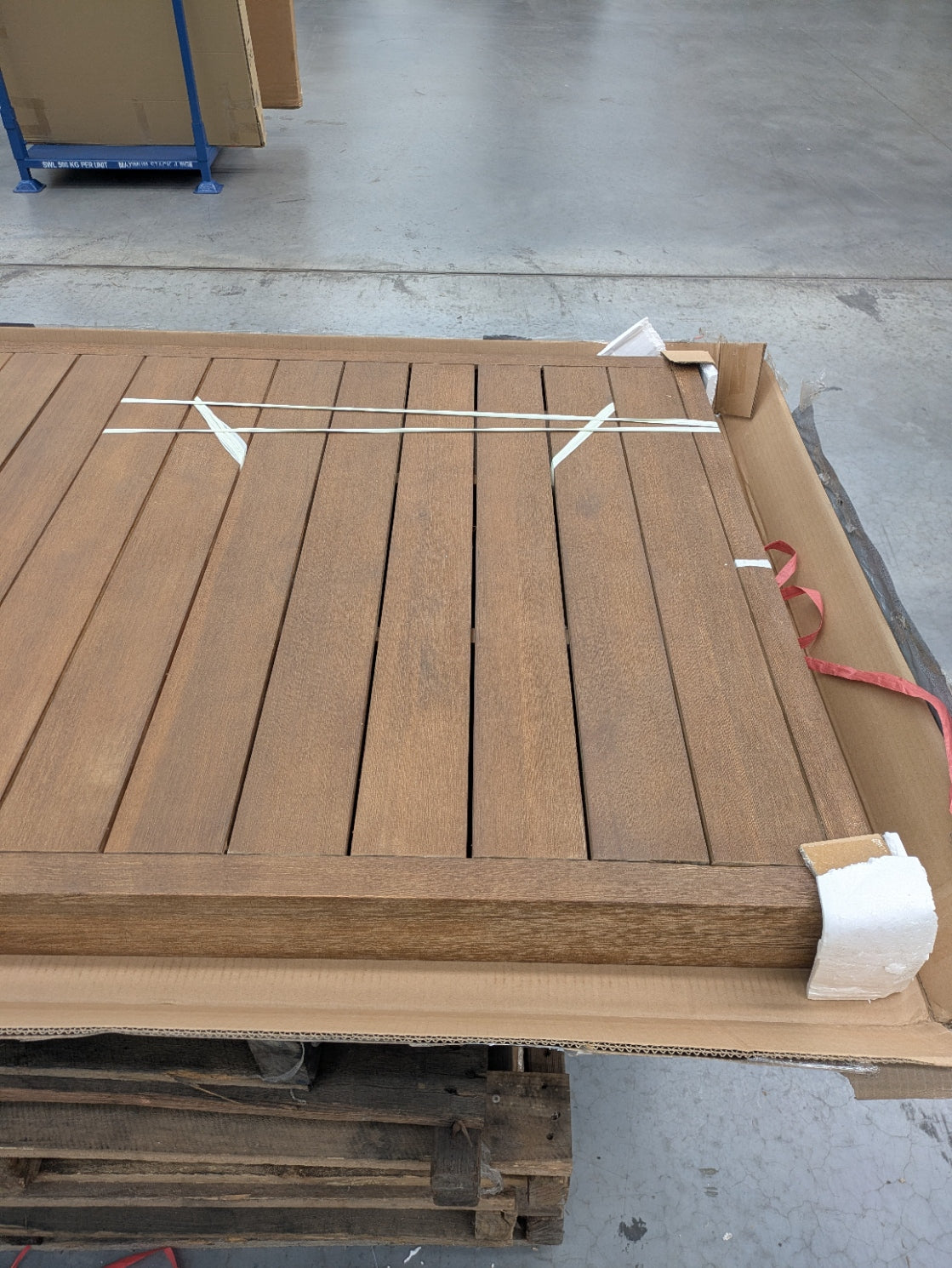 VICDC CLV20214 Cannes Outdoor dining Table 267x100cm Acacia MKII