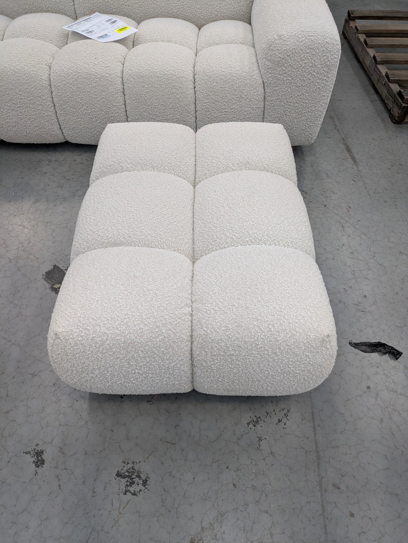 VICDC CLV20217 Aero Ottoman Jacquard Boucle Cream