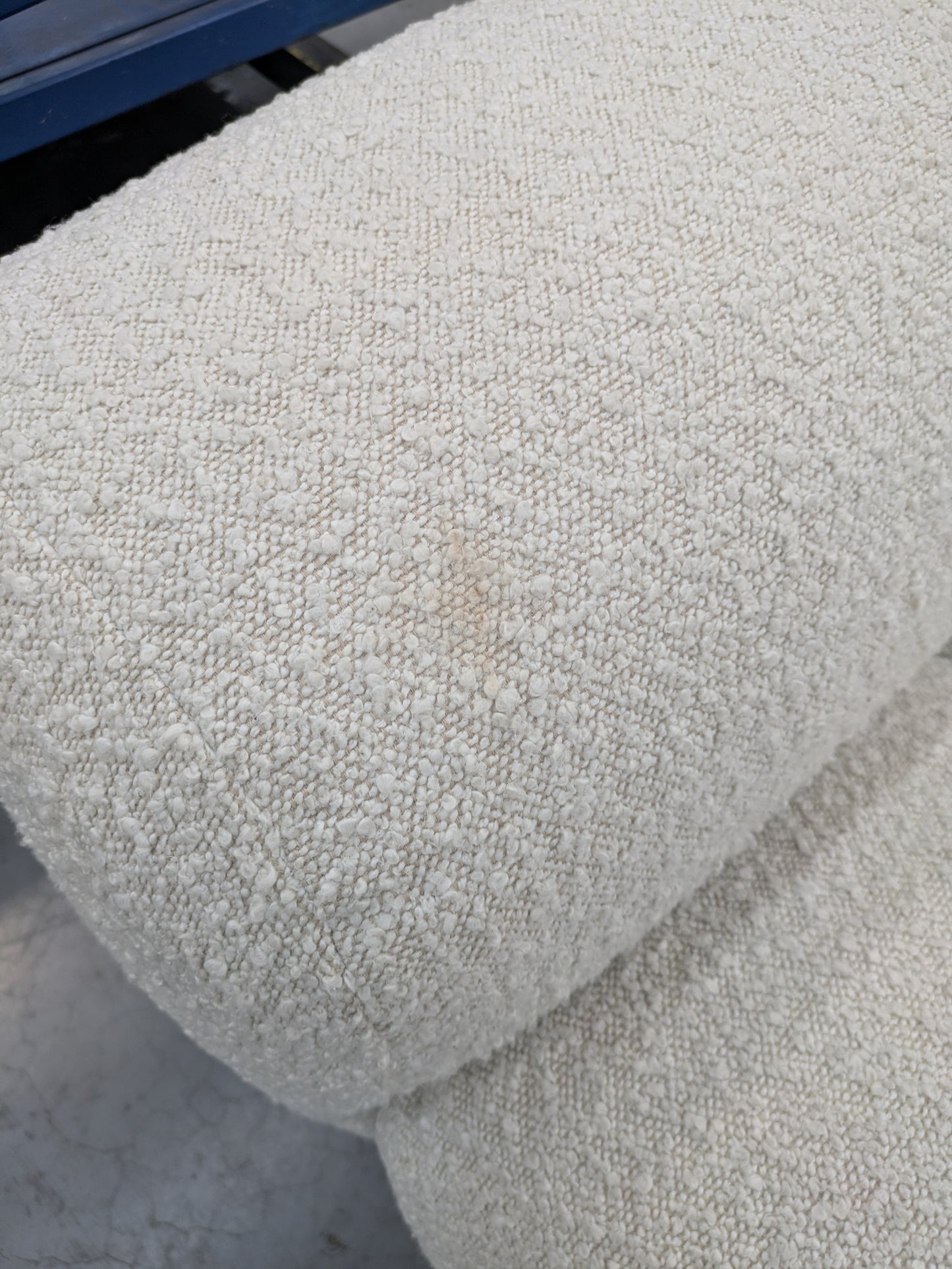 VICDC CLV20216 Aero Sofa 3S Jacquard Boucle Cream