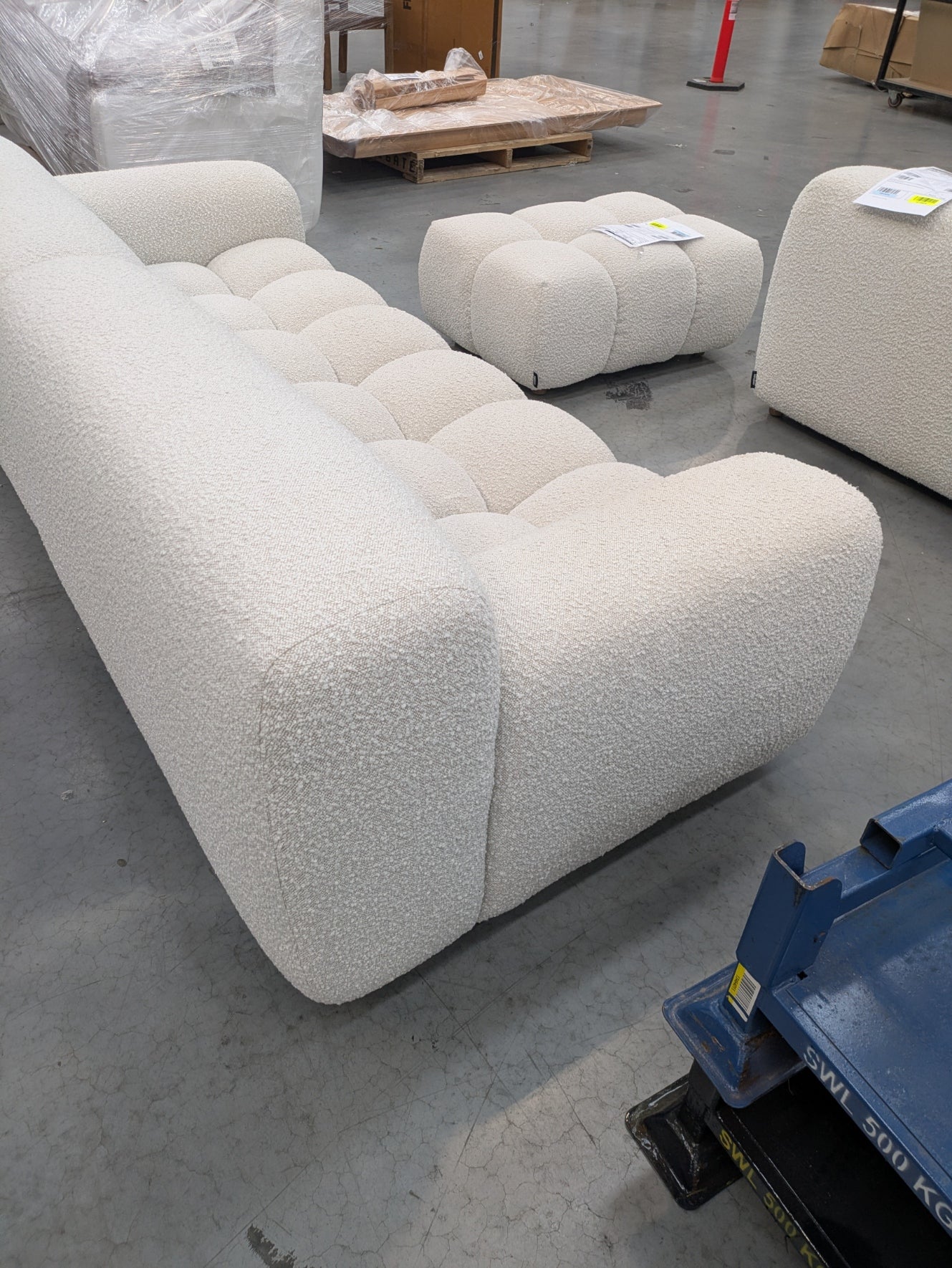 VICDC CLV20216 Aero Sofa 3S Jacquard Boucle Cream