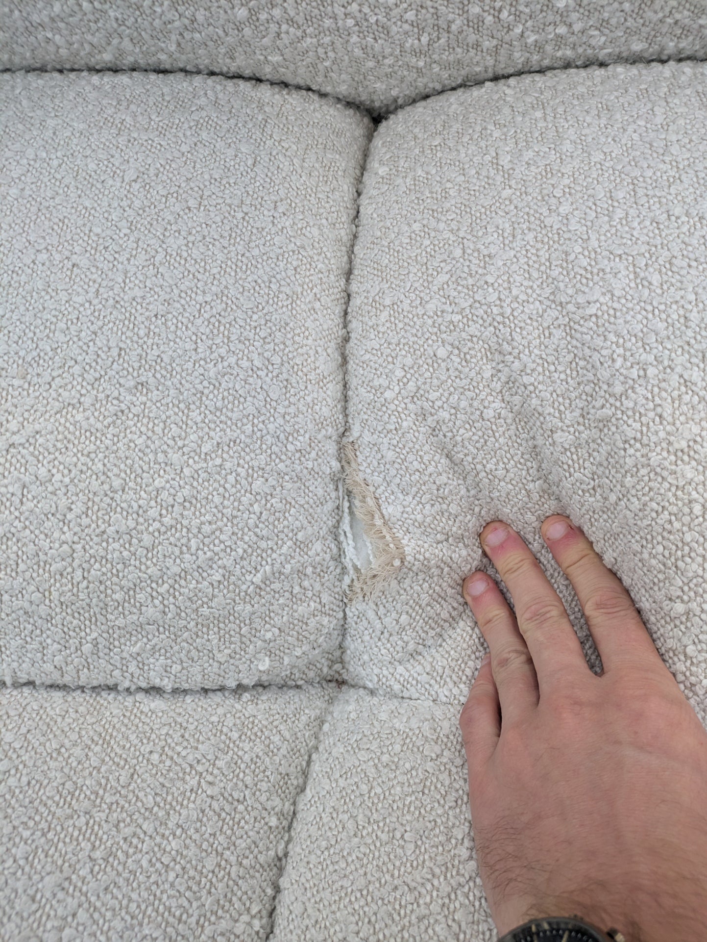 VICDC CLV20216 Aero Sofa 3S Jacquard Boucle Cream