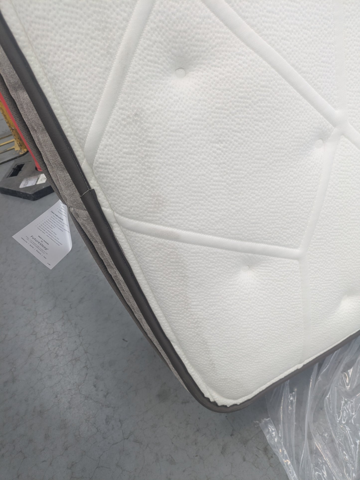 VICDC CLV20224 Celestial Plush Mattress King Split