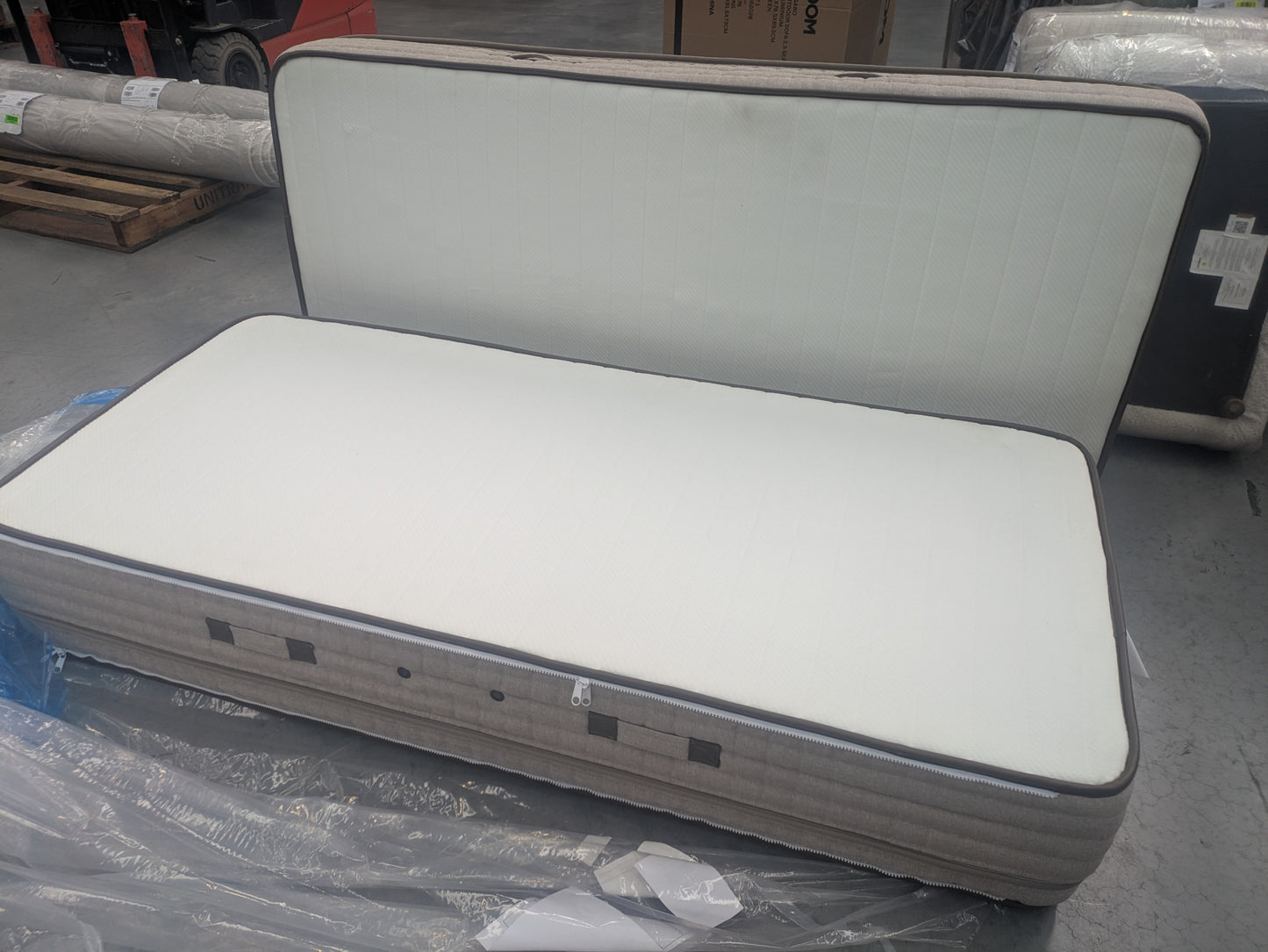 VICDC CLV20224 Celestial Plush Mattress King Split
