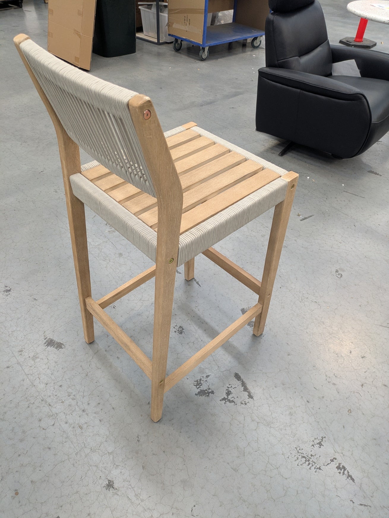 VICDC CLV20229 Le Vent Outdoor Bar Stool - Armless Acacia Natural