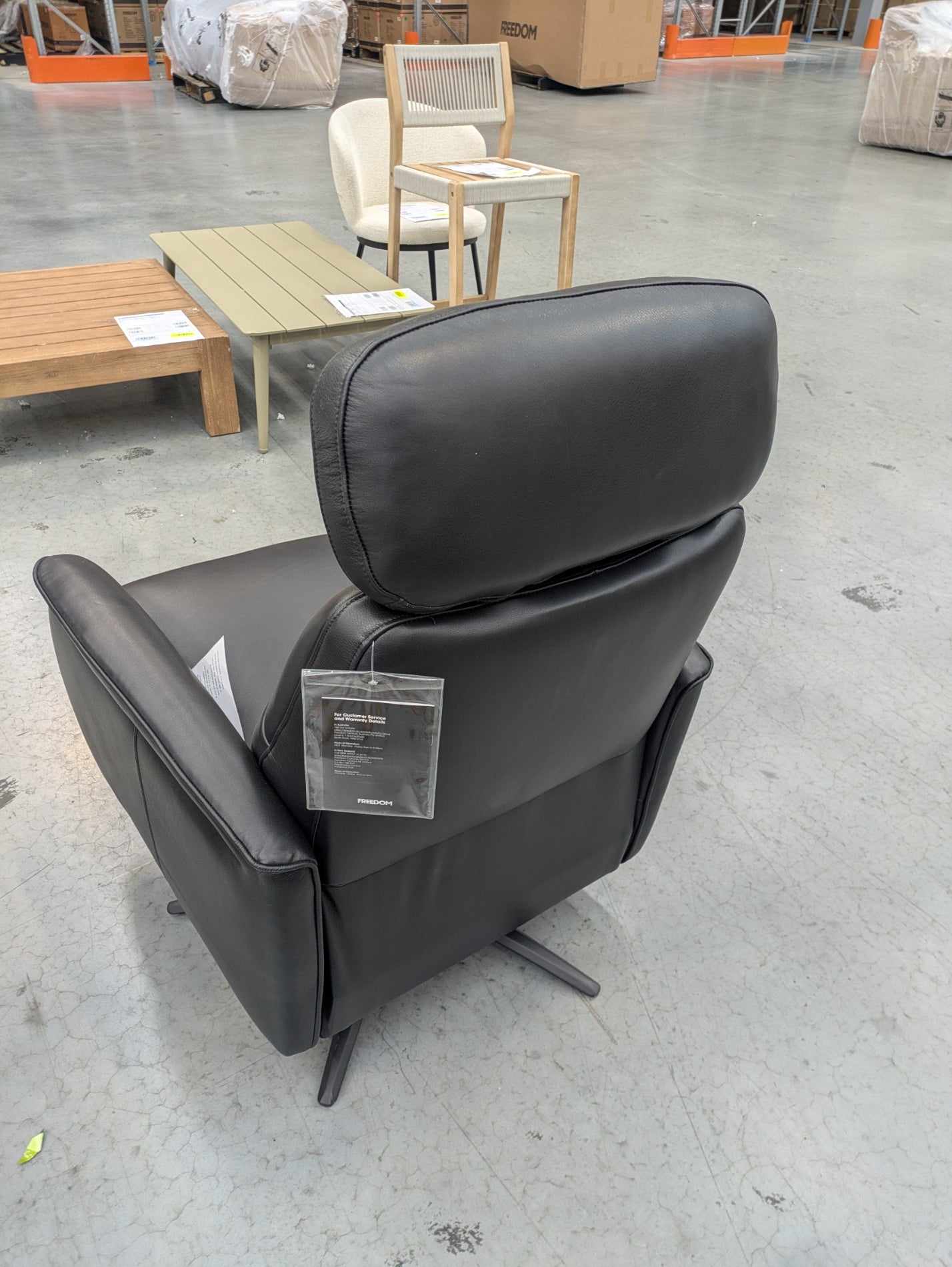 VICDC CLV20231 Bronson Manual Recliner Armchair Memphis Black (1 Motion)