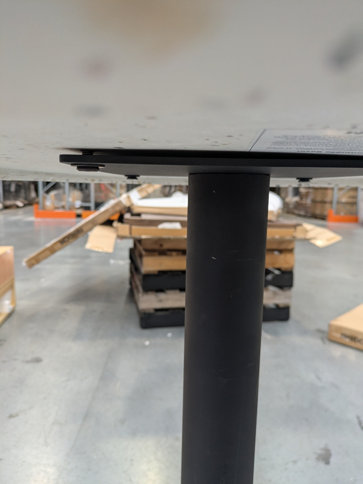 VICDC CLV20228 Brixon Outdoor Bar Table 105cm Black (D)