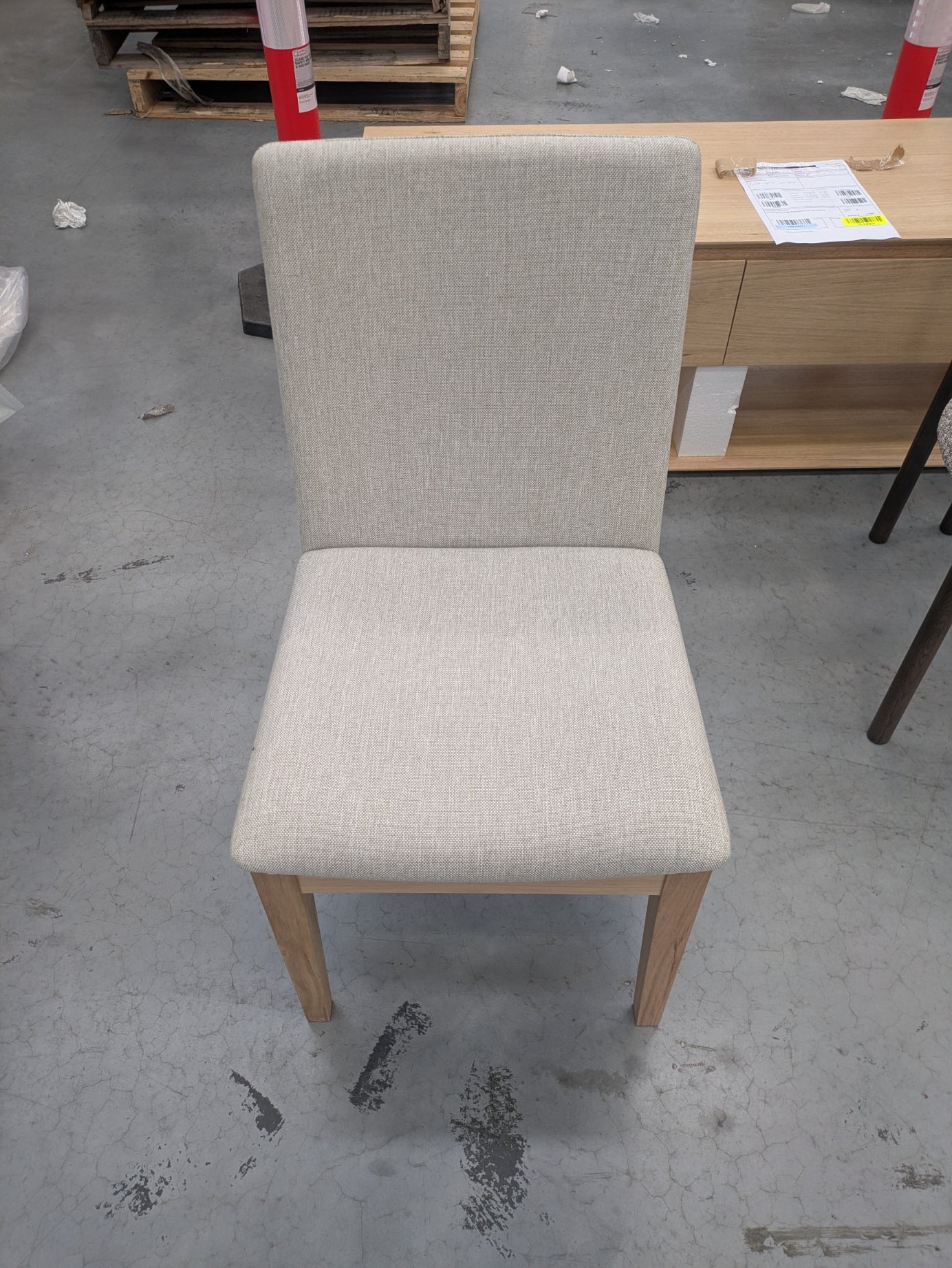 VICDC CLV20241 Hensley Dining Chair Natural