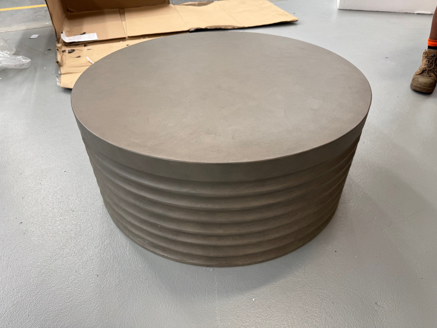VICDC Mostir Outdoor Coffee Table Grey 24603539|VRS127966