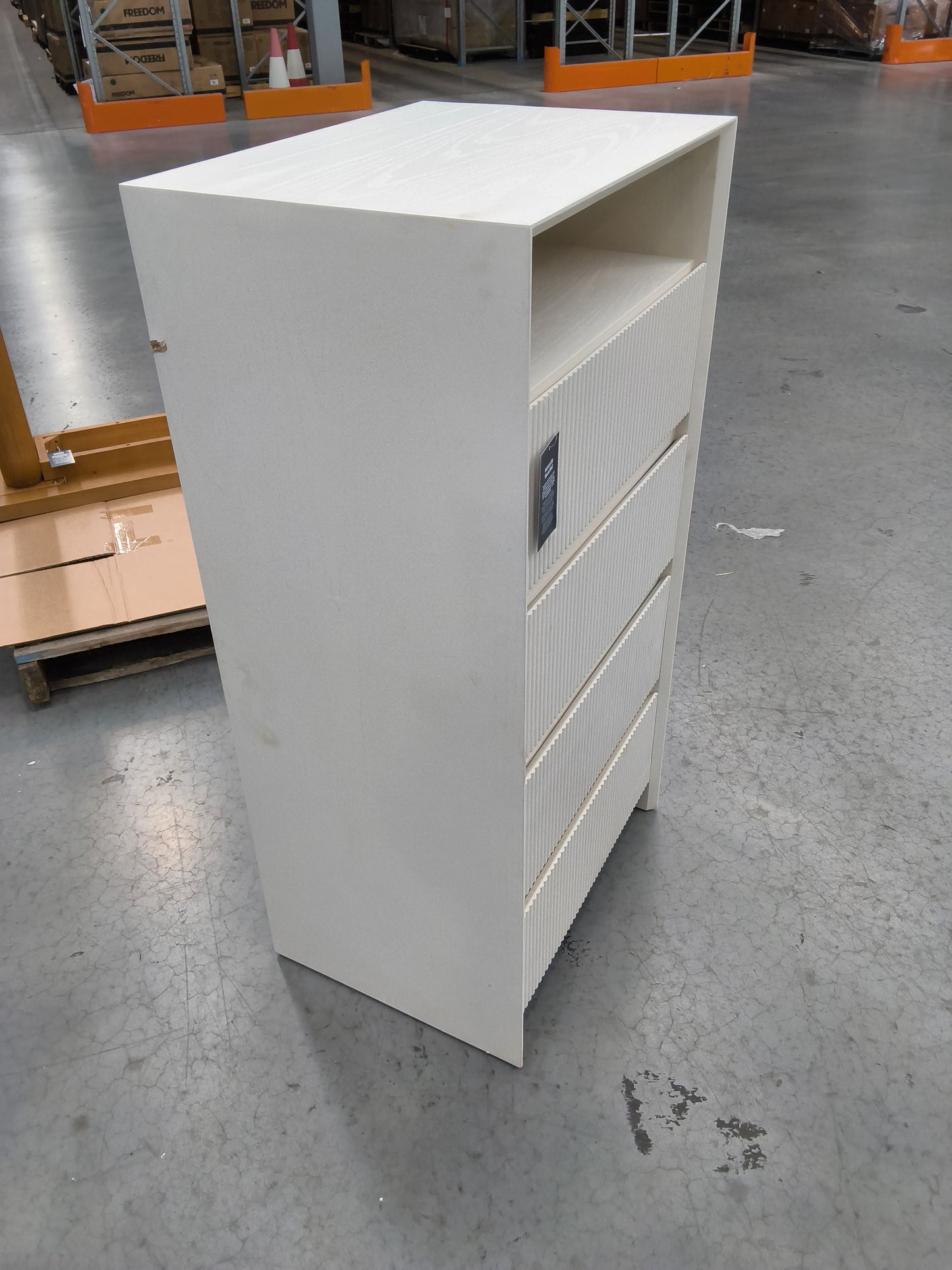 VICDC CLV20330 Quinn Tallboy 4 Drawer White