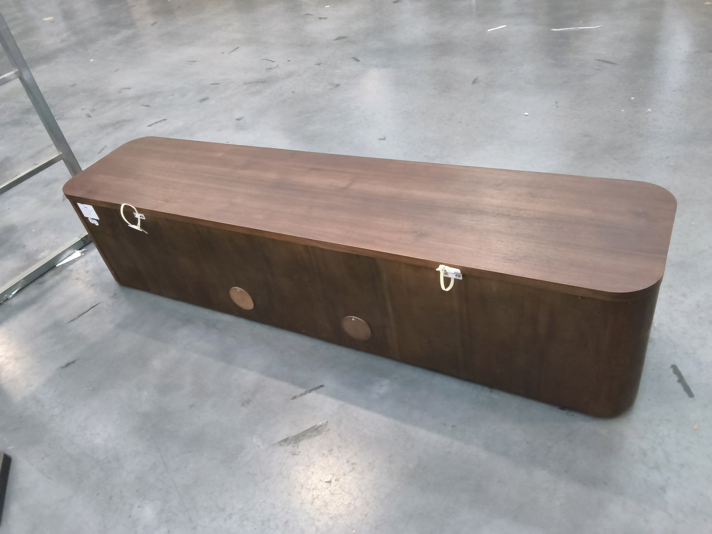 VICDC CLV20296 Hamelin Entertainment Unit 200x45cm Walnut **Awaiting price**