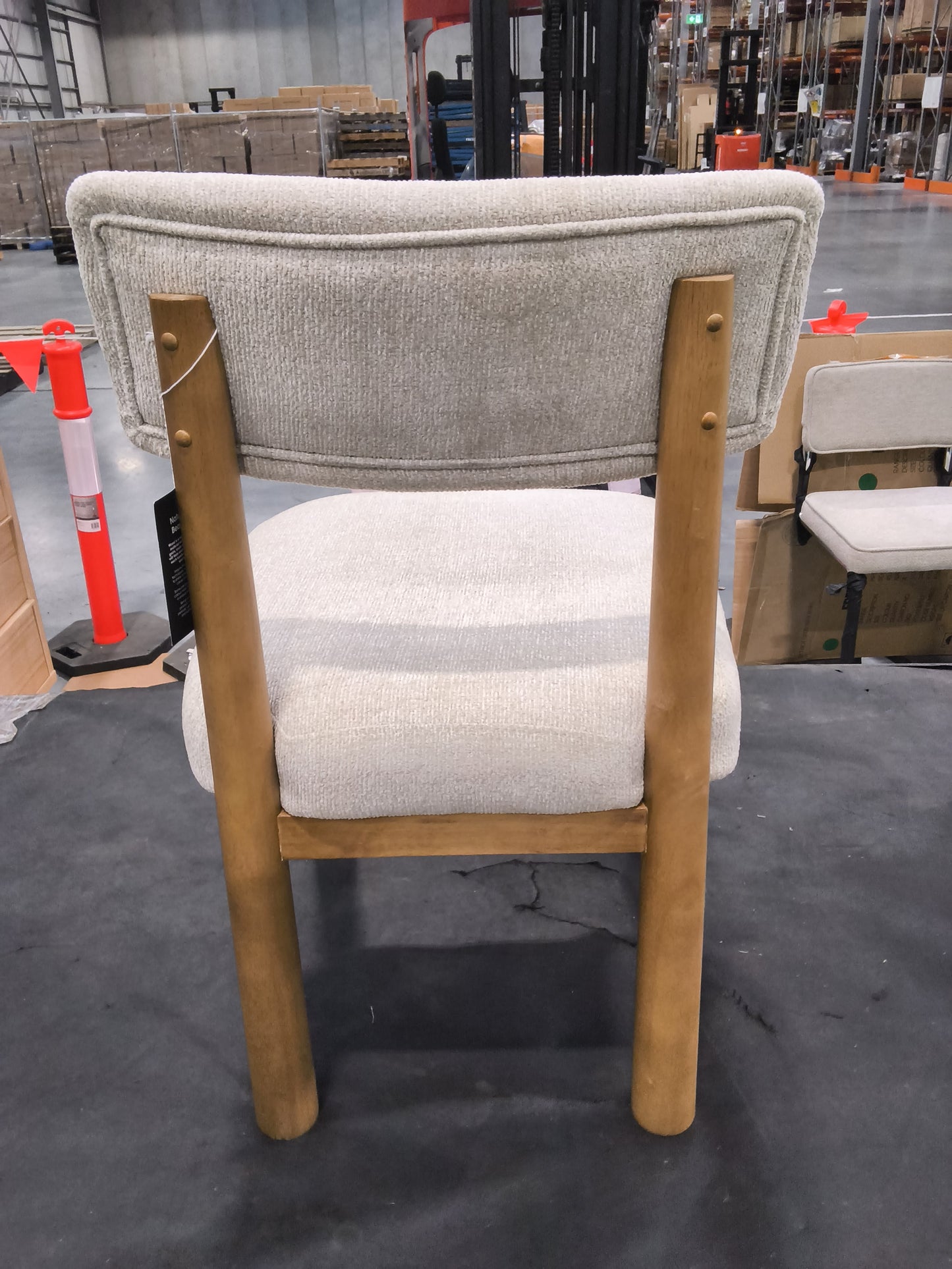 VICDC CLV20293 Puka Dining Chair Beige