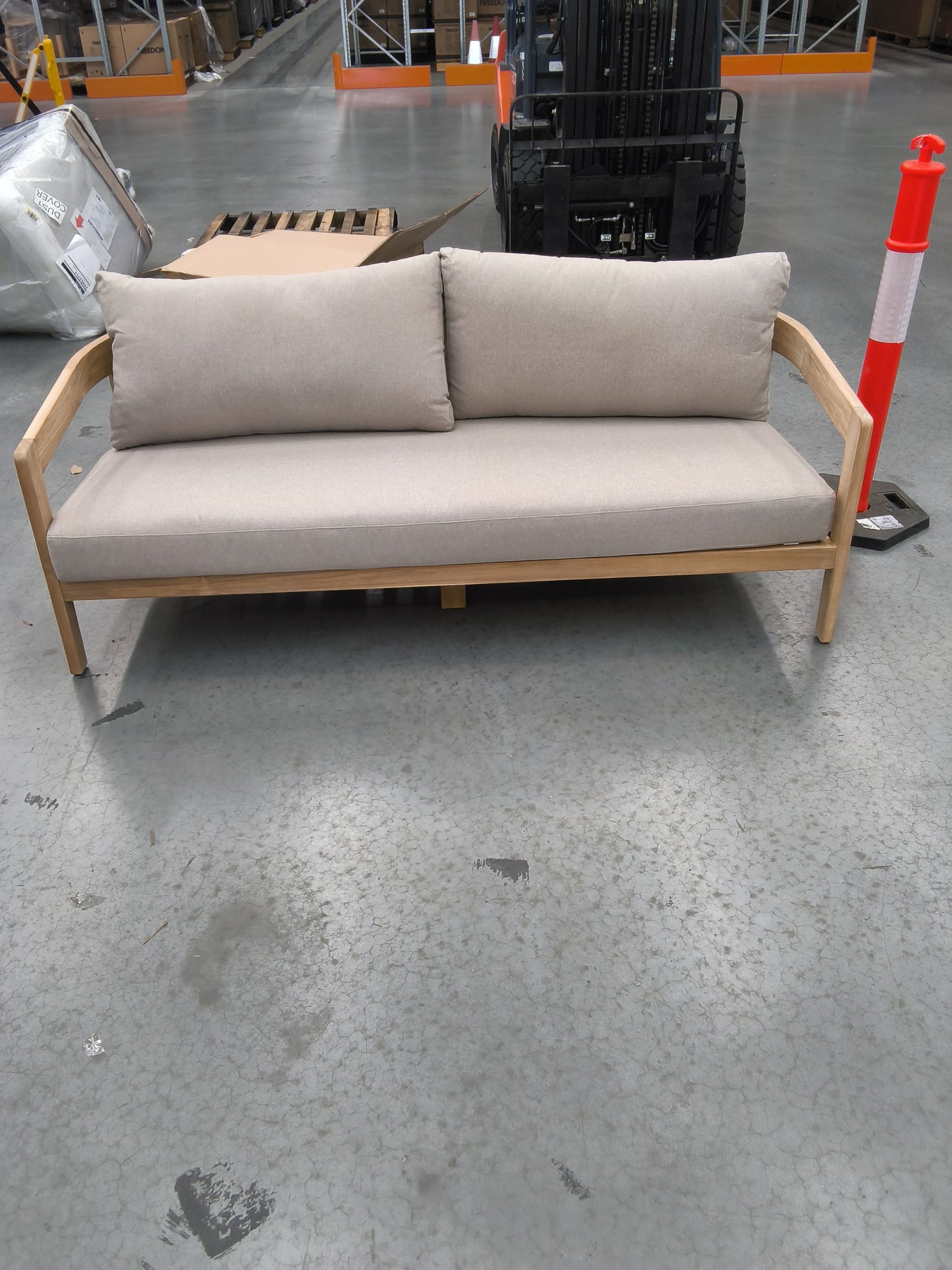 VICDC CLV20249 Boree Outdoor Sofa 3S Teak Natural