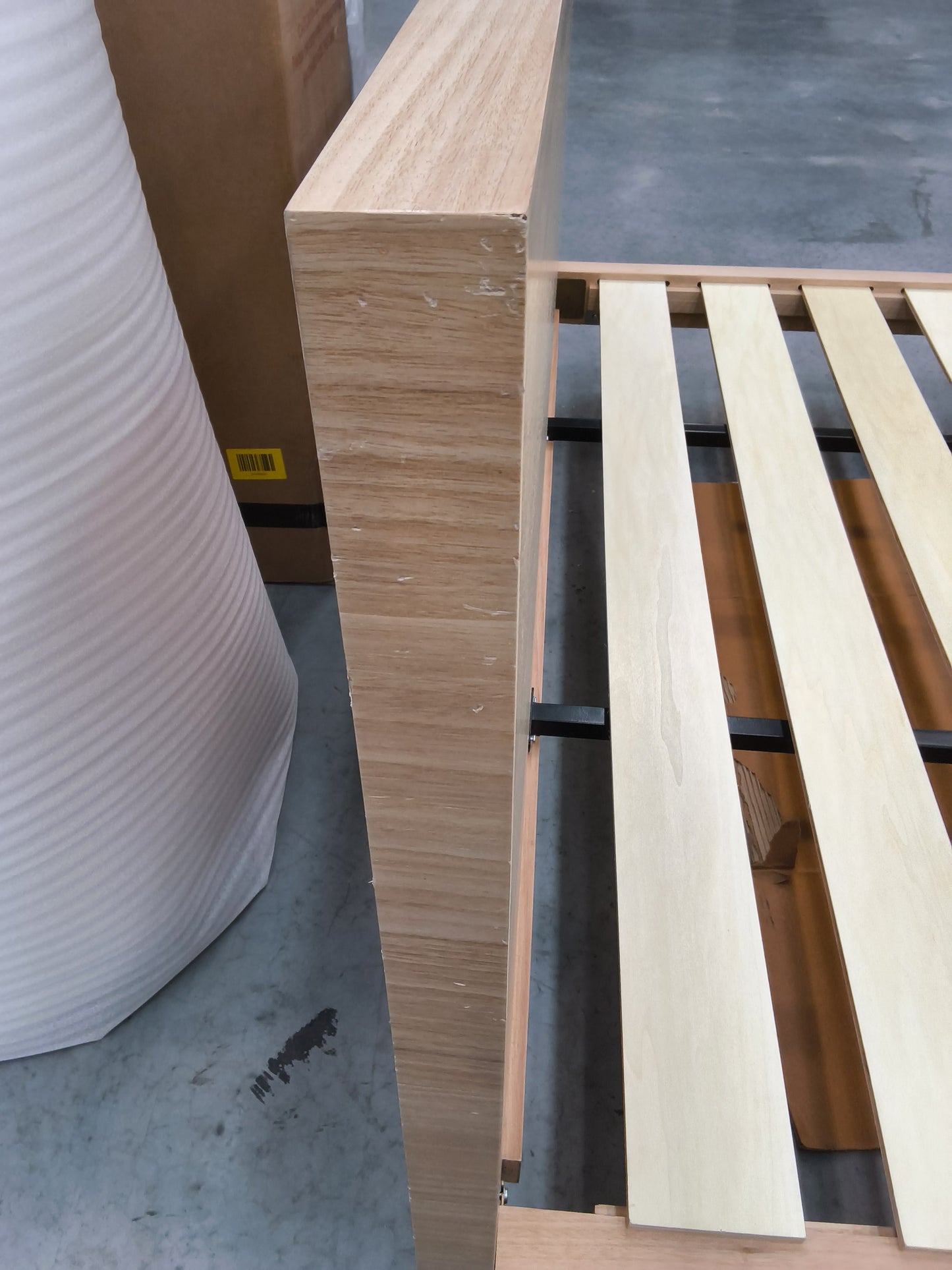 VICDC CLV20270 Mornington Bed King Natural