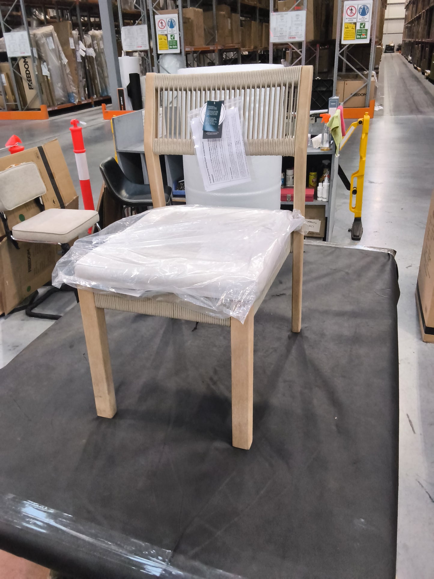 VICDC CLV20294 Le Vent Outdoor Dining Chair - Armless Acacia Natural