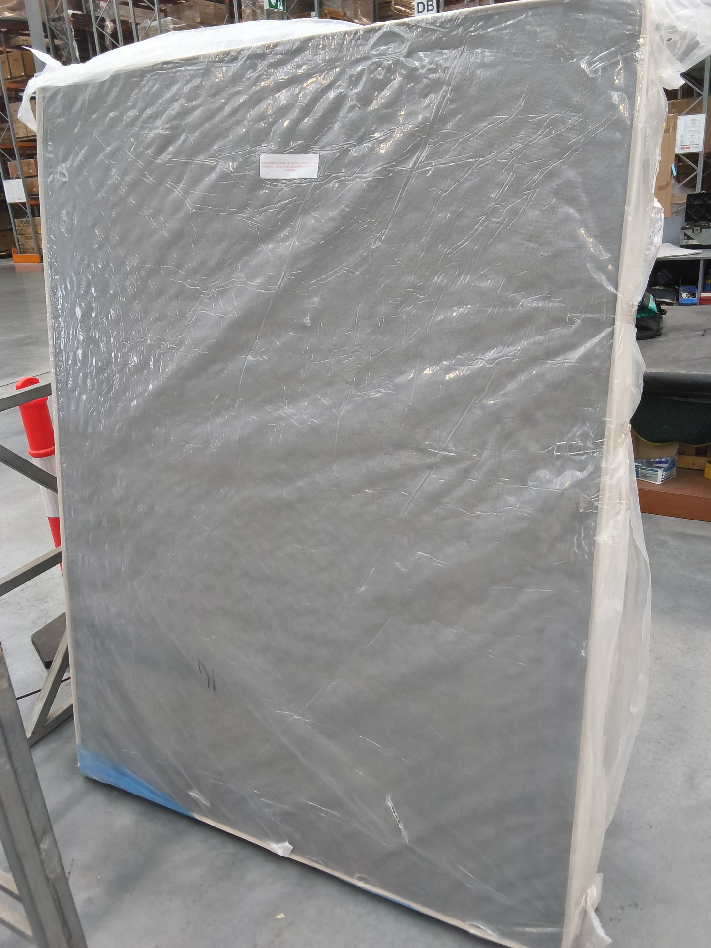 VICDC CLV20286 Somerton Medium Mattress Queen