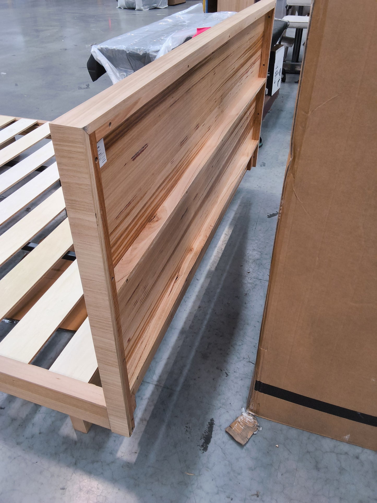 VICDC CLV20270 Mornington Bed King Natural