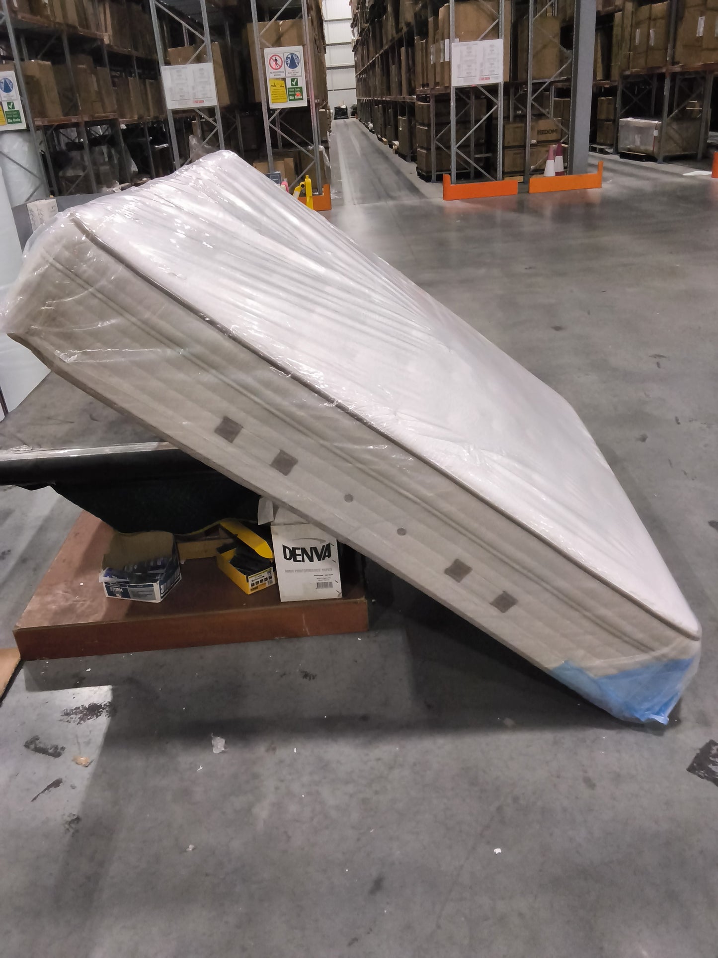 VICDC CLV20297 Orion Firm Mattress King